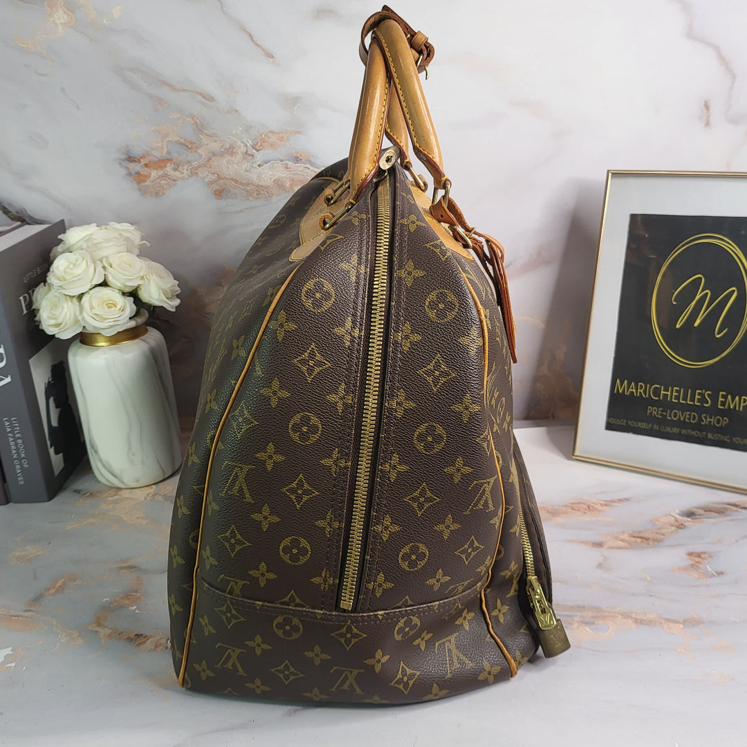 Louis Vuitton Monogram Evasion Travel Bag