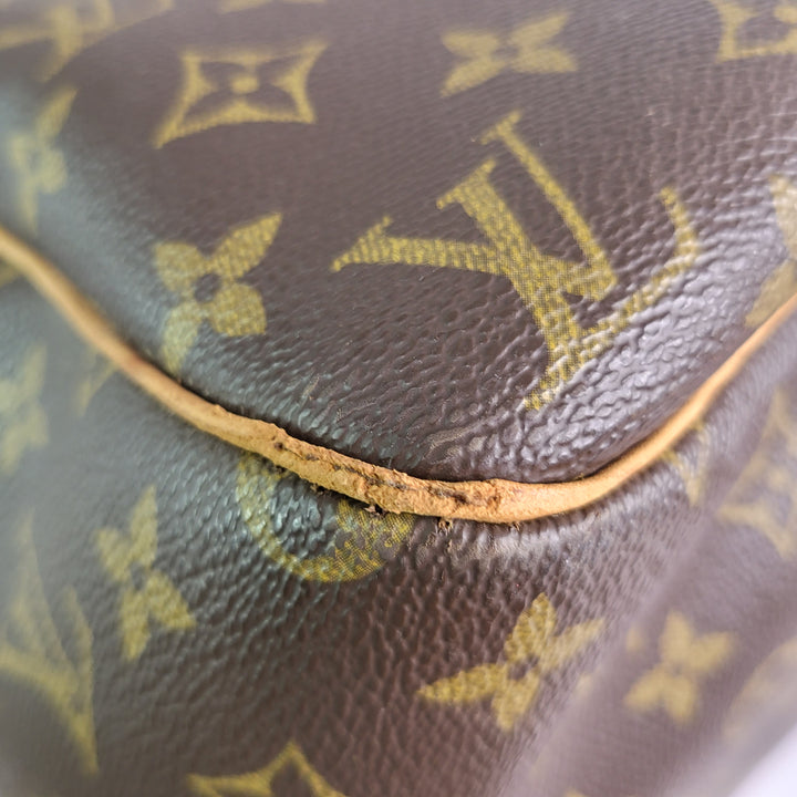 Louis Vuitton Monogram Evasion Travel Bag