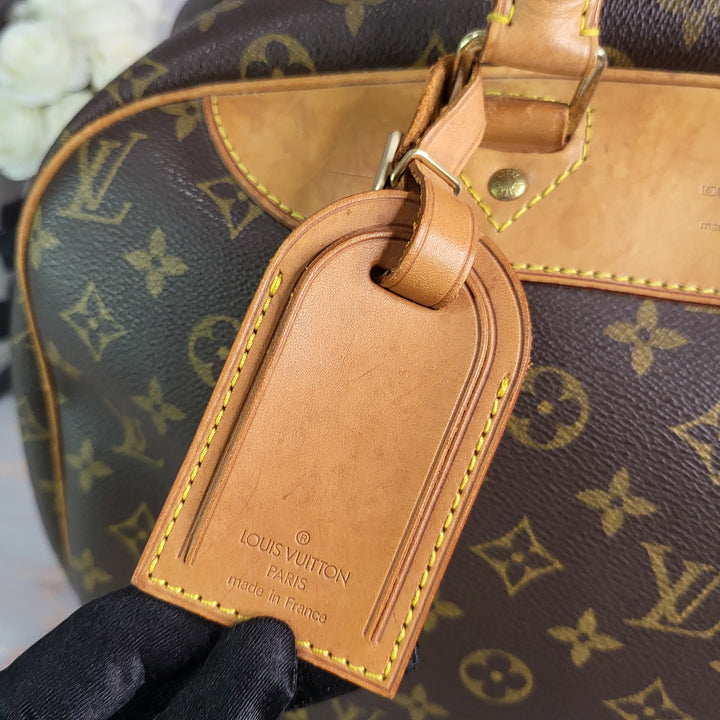 Louis Vuitton Monogram Evasion Travel Bag