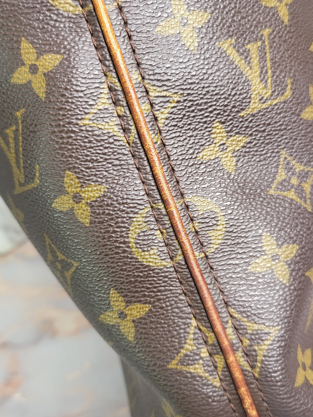 Louis Vuitton Monogram Sully PM