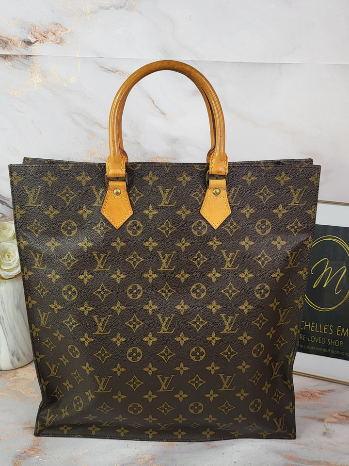 Louis Vuitton Monogram Sac Plat