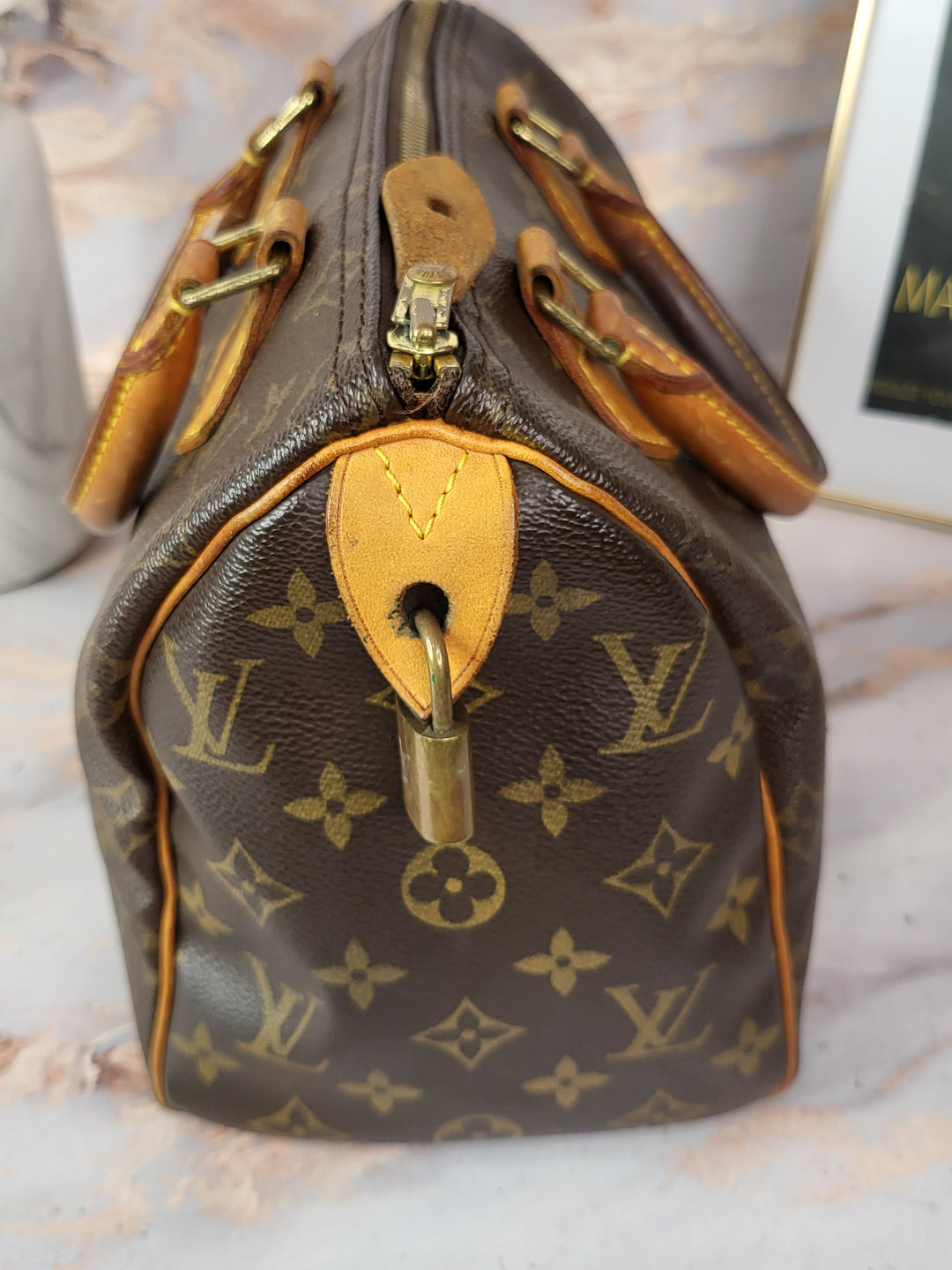 Louis Vuitton Monogram Speedy 25