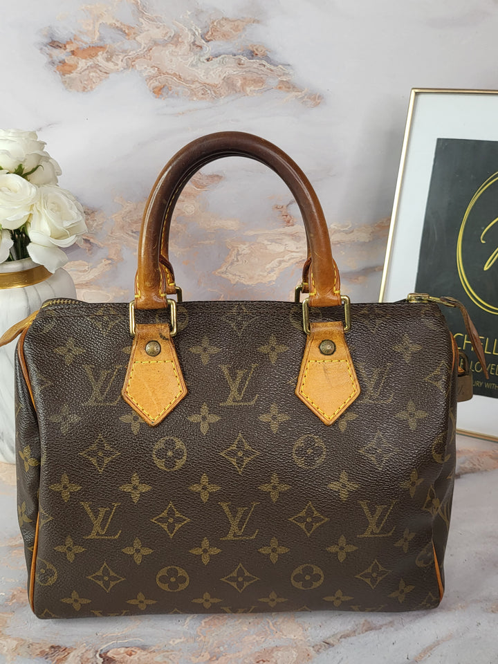 Louis Vuitton Monogram Speedy 25