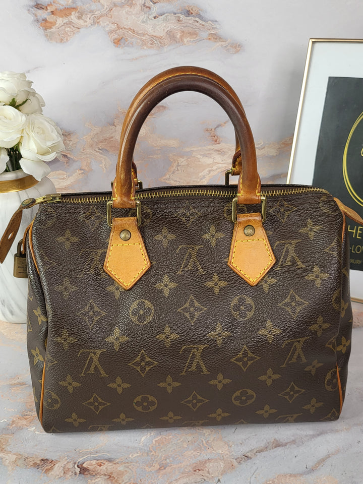 Louis Vuitton Monogram Speedy 25