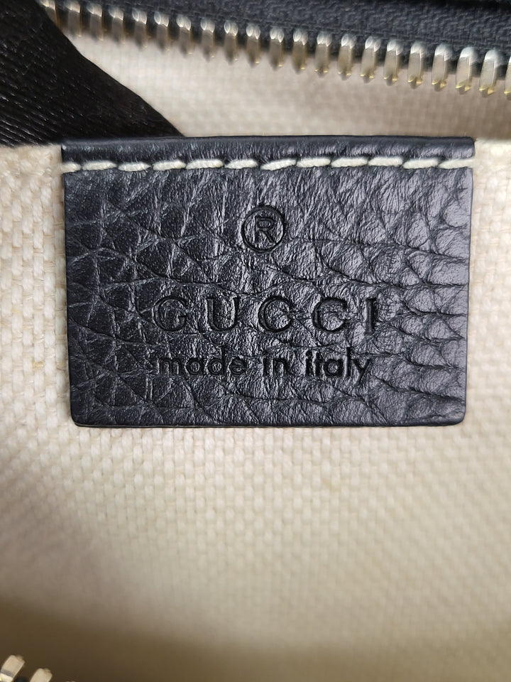 Gucci Pebbled Soho Camera Bag