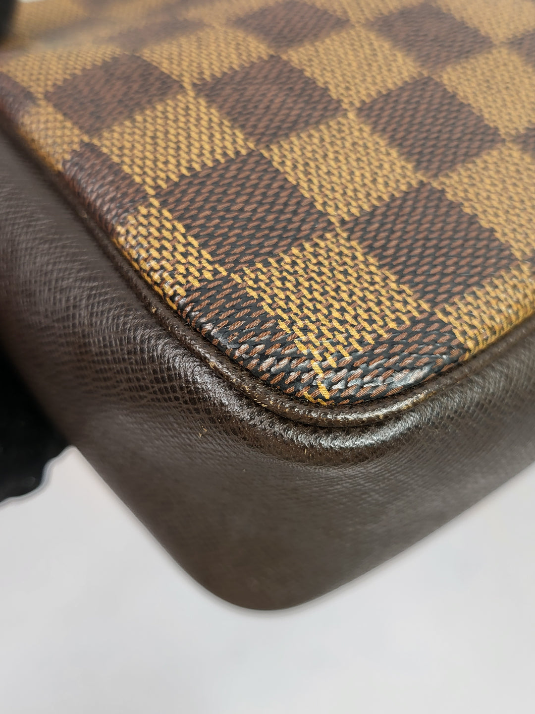 Louis Vuitton Damier Ebene Trousse Pouch