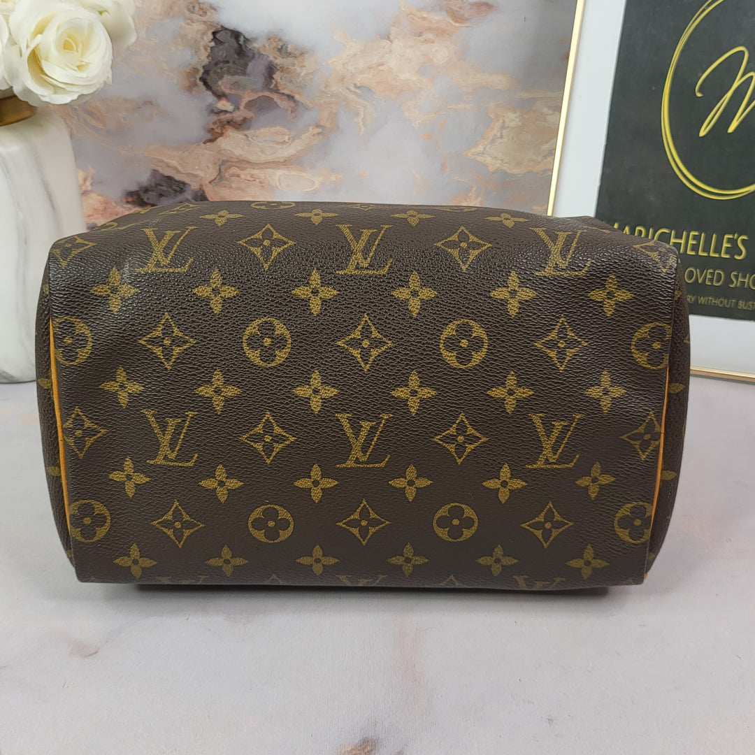 Louis Vuitton Monogram Speedy 25