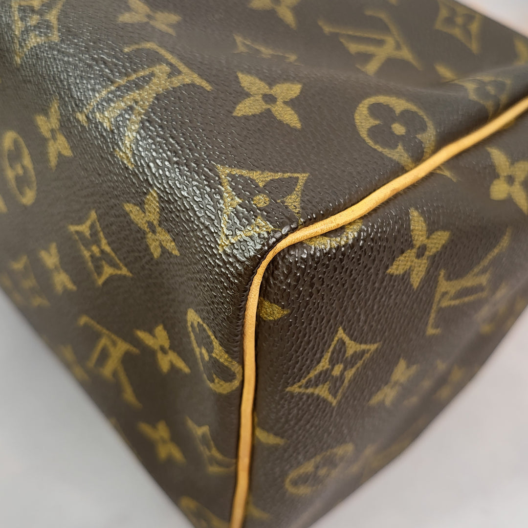 Louis Vuitton Monogram Speedy 25