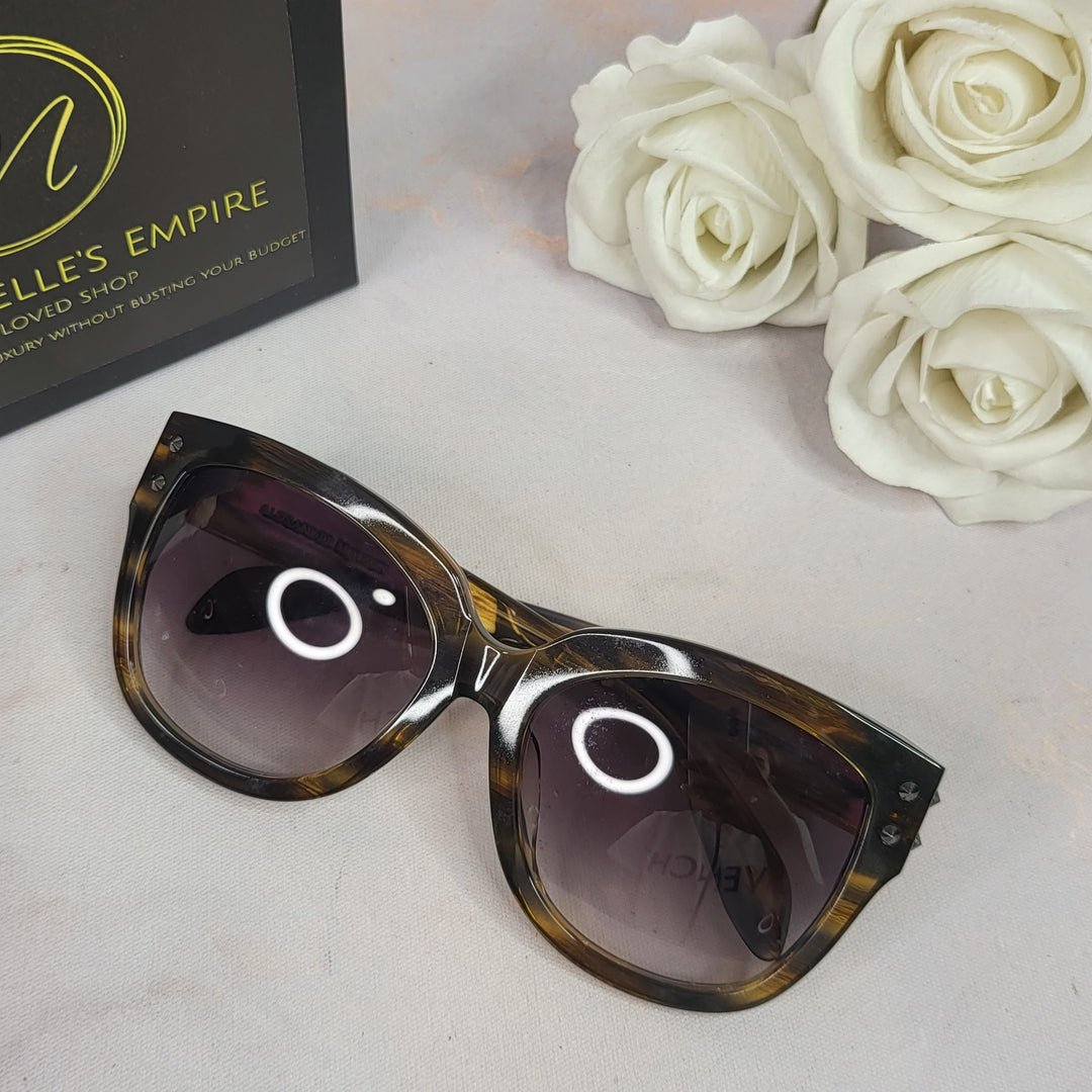 🎁 Alexander Mcqueen Sunglasses 🎁