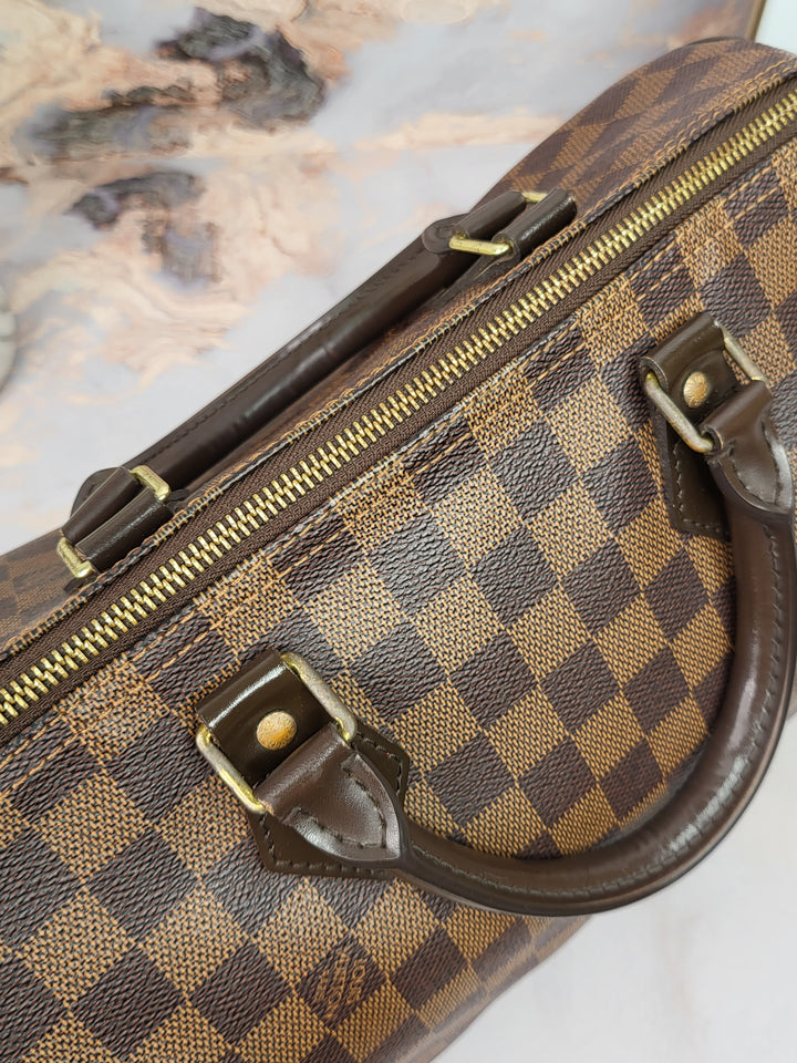 Louis Vuitton Damier Ebene Speedy 30