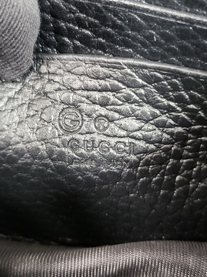 Gucci Interlocking GG Wallet On Chain