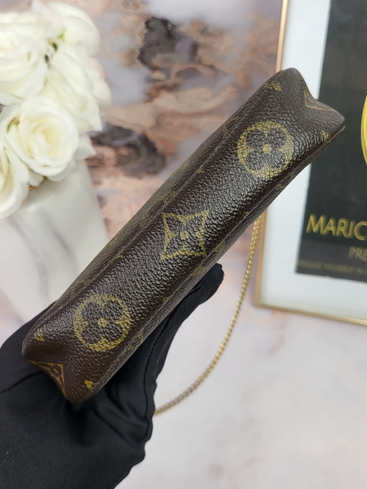 Louis Vuitton Monogram Mini Pochette