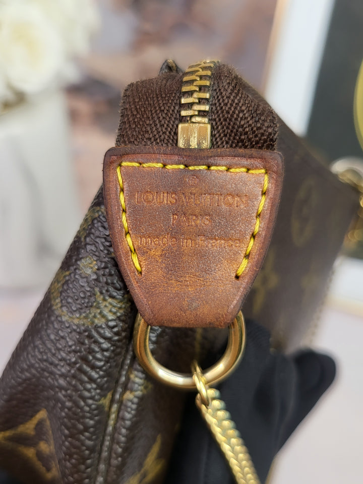 Louis Vuitton Monogram Mini Pochette