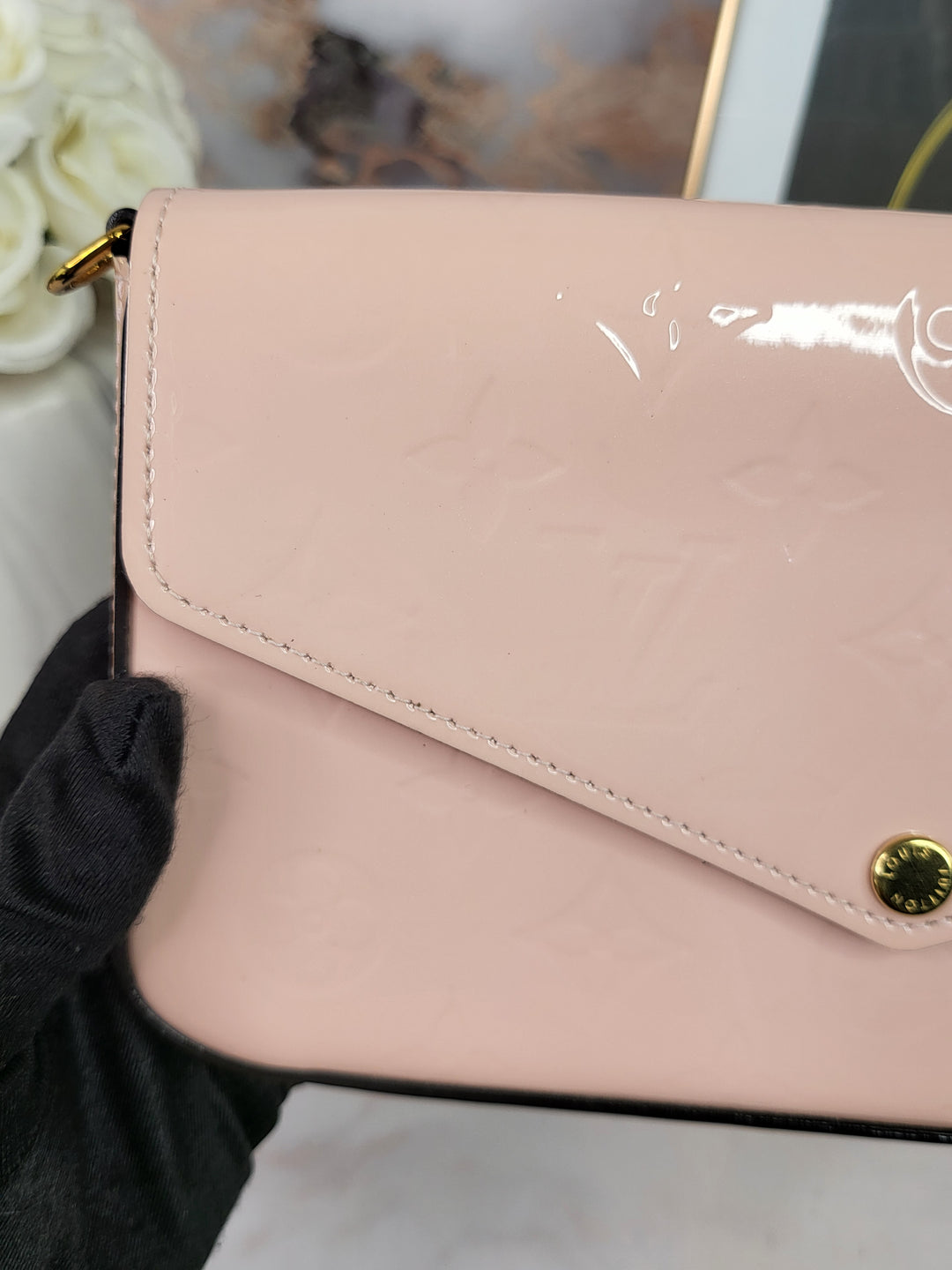 Louis Vuitton Vernis Pochette Felicie