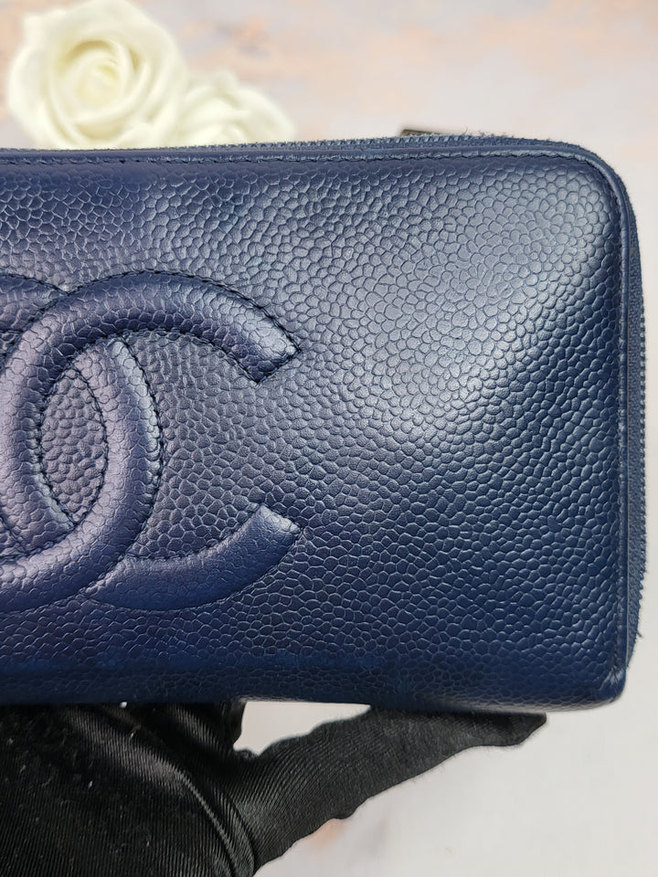 Chanel Caviar Zippy Wallet