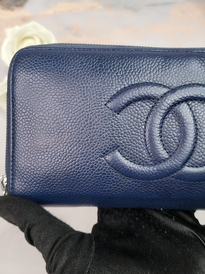 Chanel Caviar Zippy Wallet