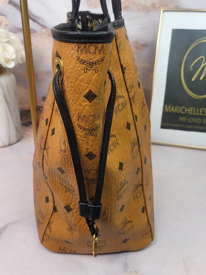 MCM REVERSIBLE COGNAC TOTE BAG