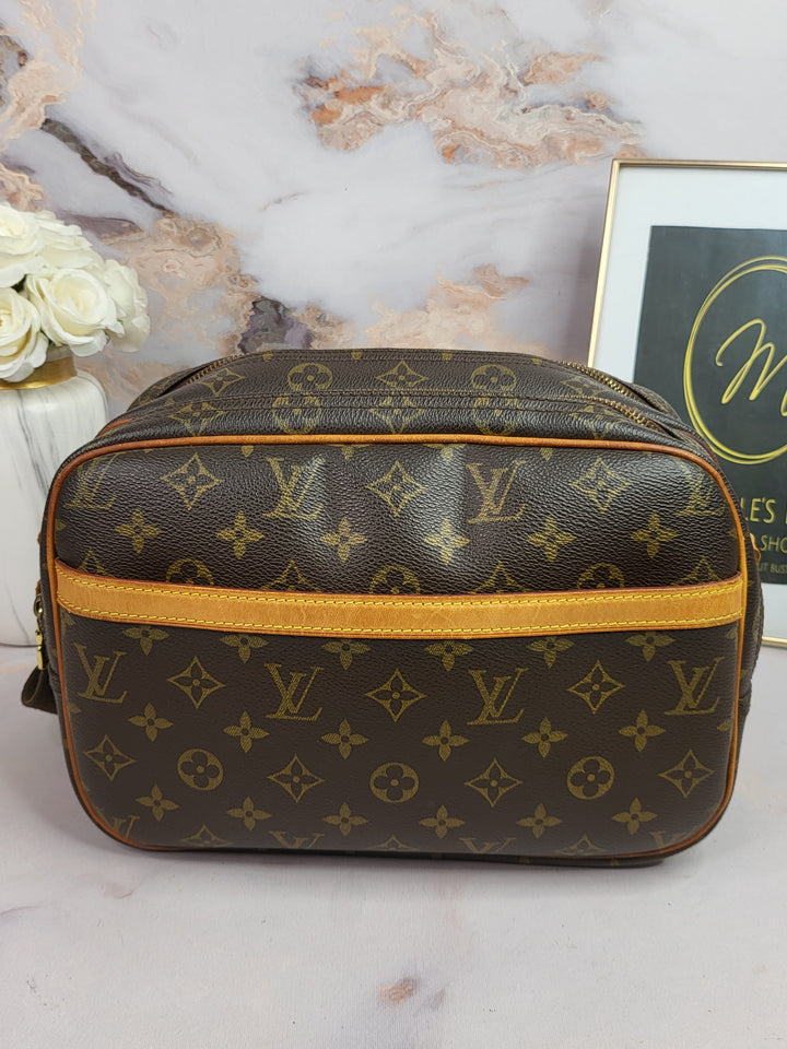 Louis Vuitton Monogram Reporter