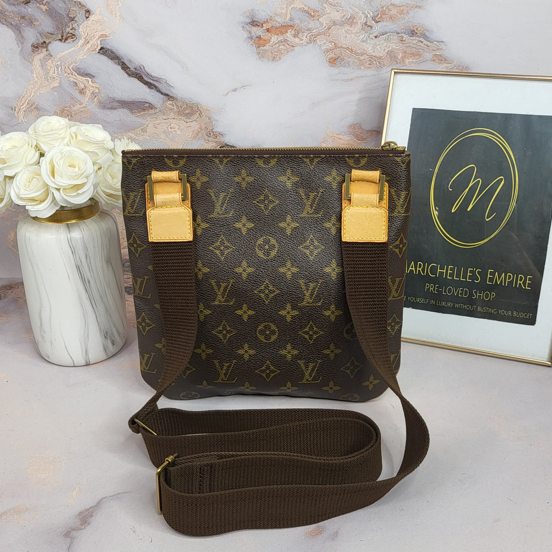 Louis Vuitton Monogram Bosphore Messenger Bag