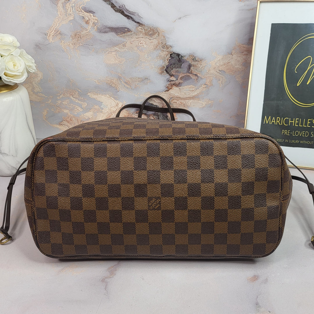 Louis Vuitton Damier Ebene Neverfull MM