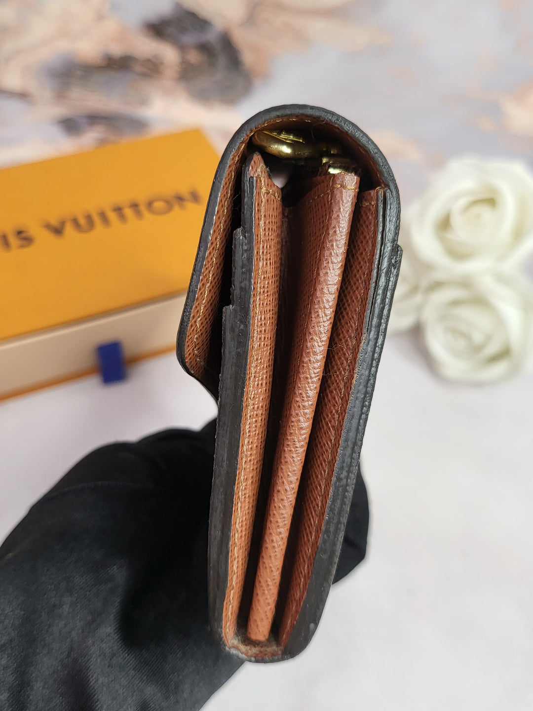 Louis Vuitton Monogram Sarah Wallet