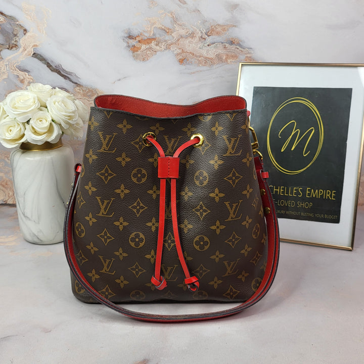 Louis Vuitton Monogram Neo Noe PM