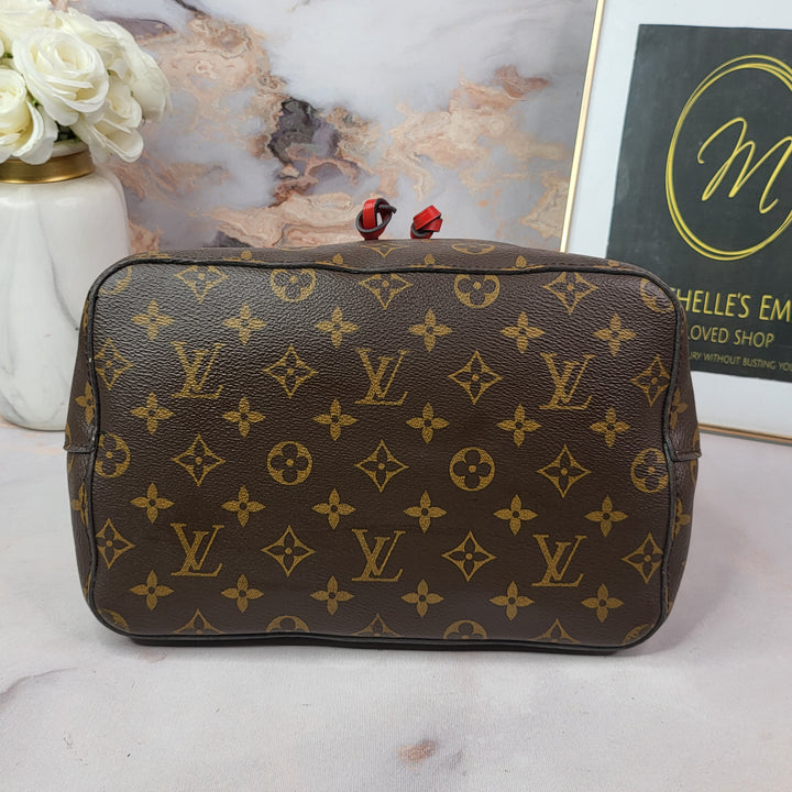 Louis Vuitton Monogram Neo Noe PM