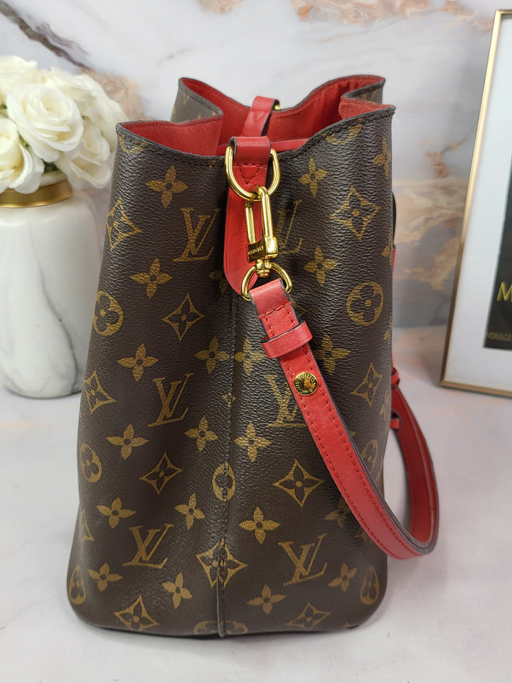 Louis Vuitton Monogram Neo Noe PM