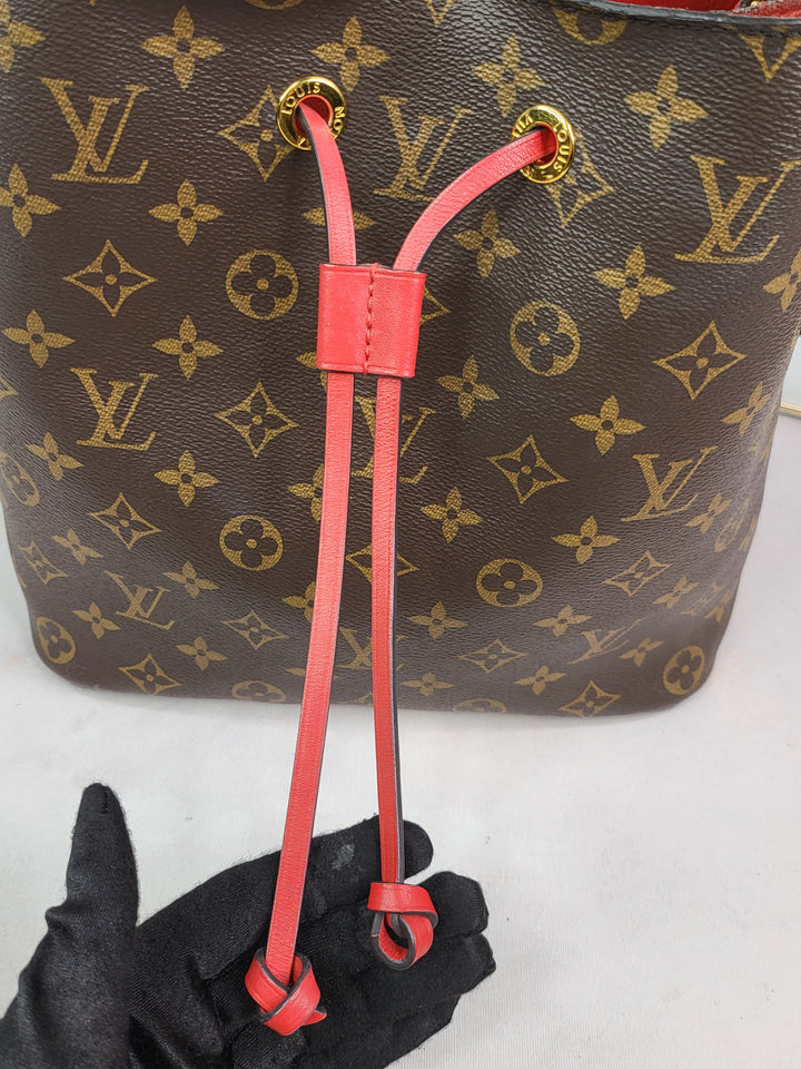 Louis Vuitton Monogram Neo Noe PM