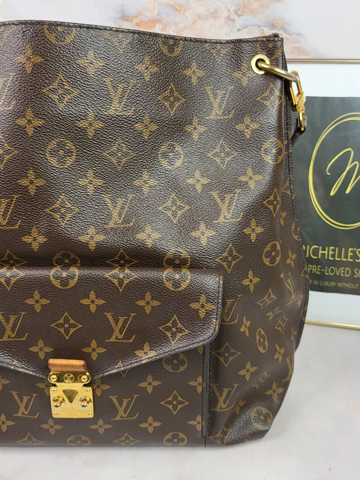 Louis Vuitton Monogram Metis Hobo