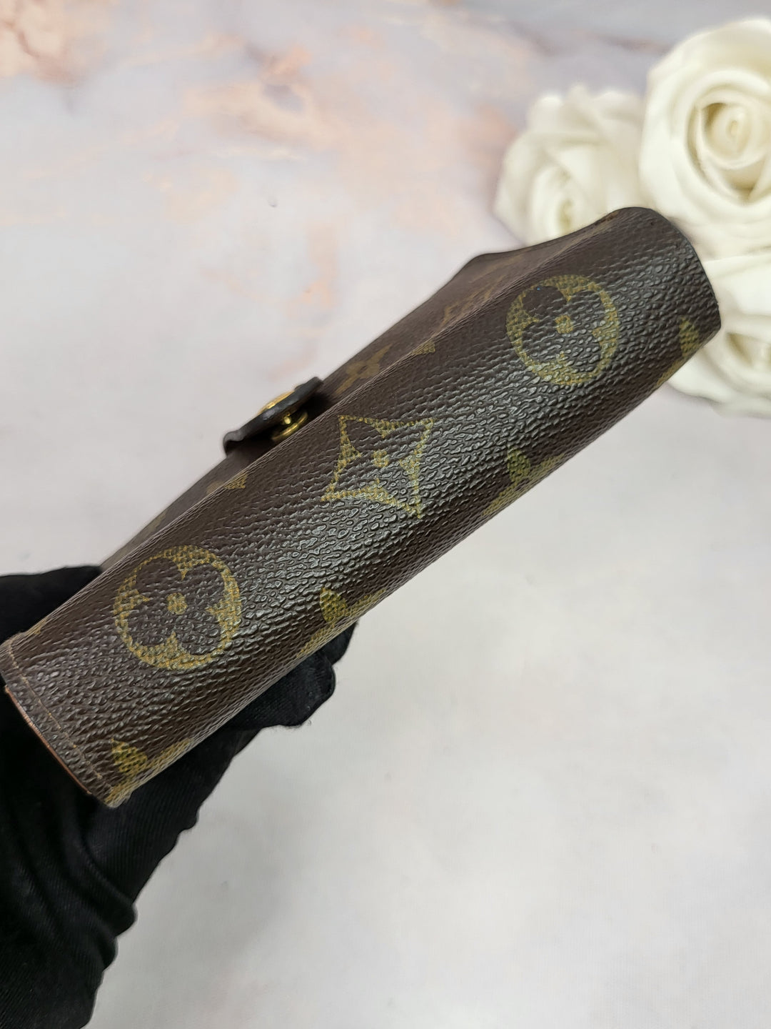 Louis Vuitton Monogram Kisslock Wallet