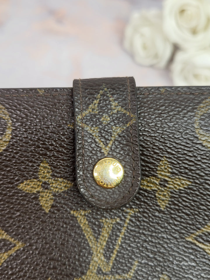 Louis Vuitton Monogram Kisslock Wallet