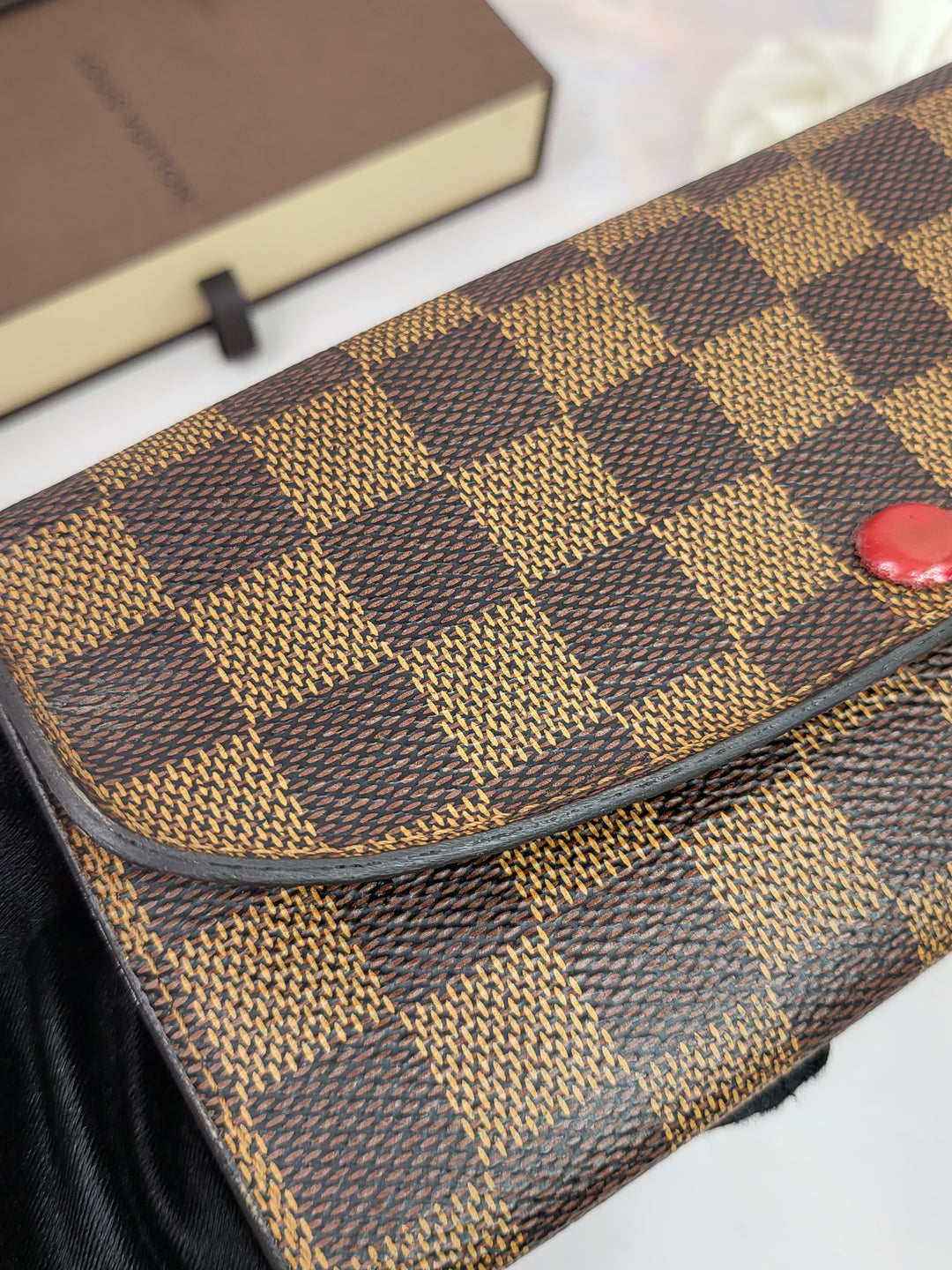 Louis Vuitton Damier Ebene Emilie Wallet