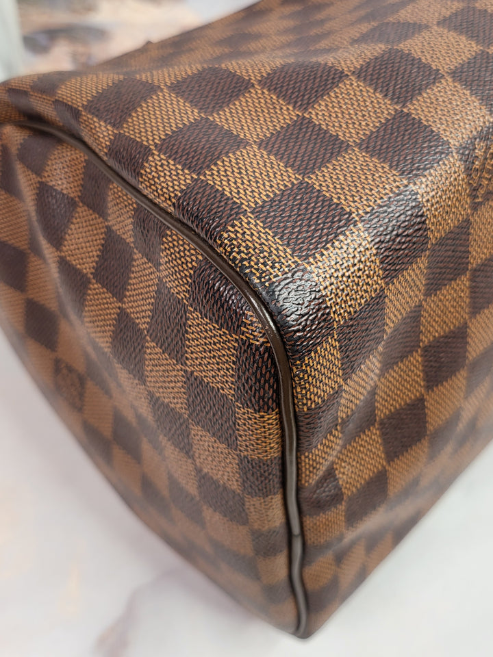 Louis Vuitton Damier Ebene Speedy 30