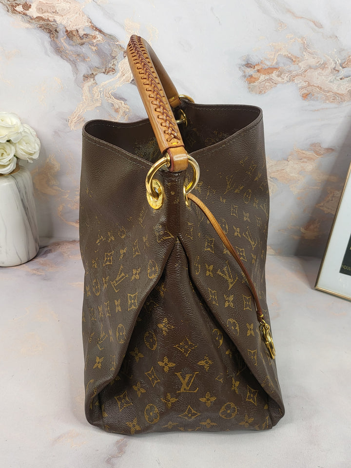 Louis Vuitton Monogram Artsy