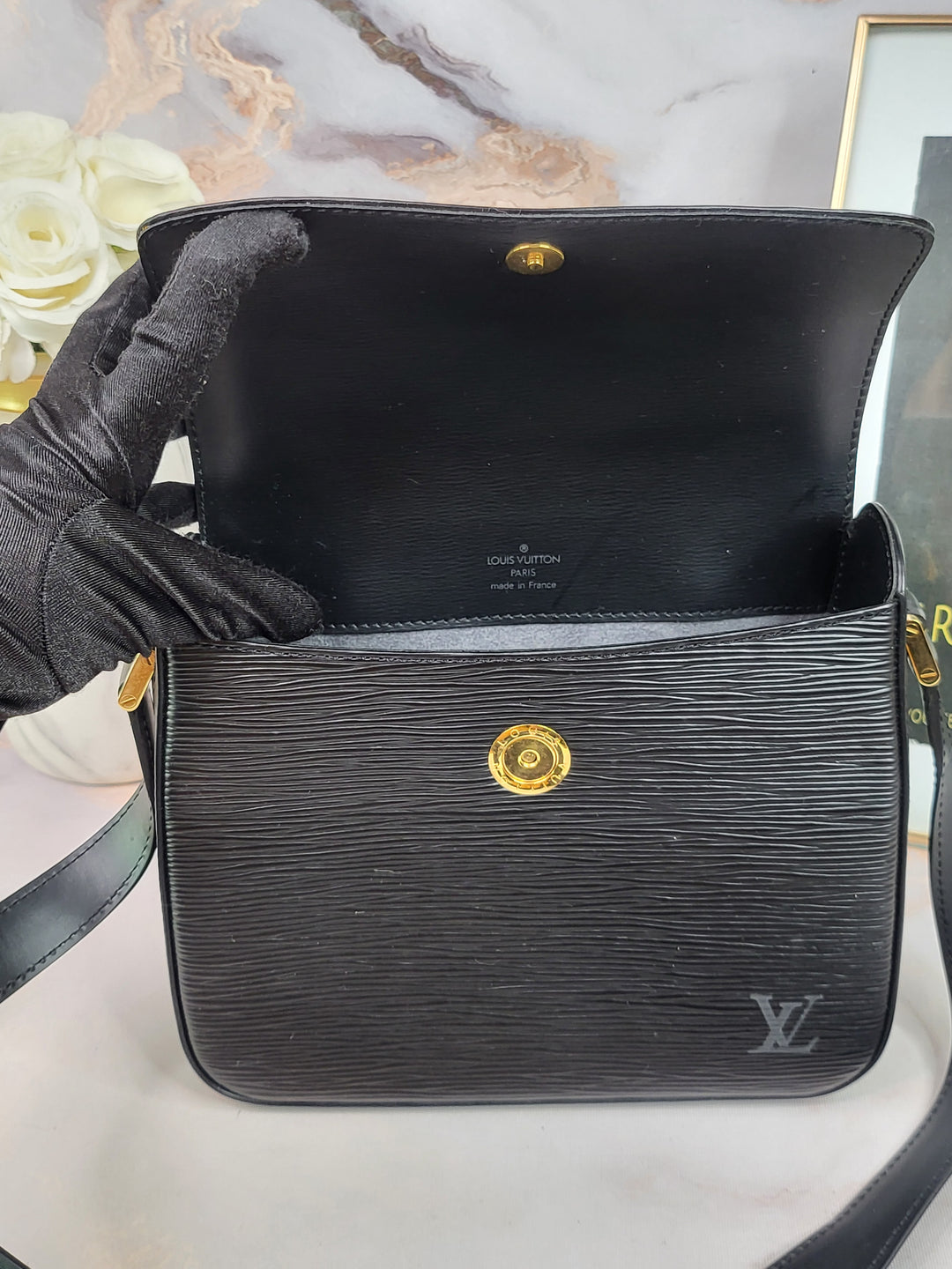 Louis Vuitton Epi Buci Bag