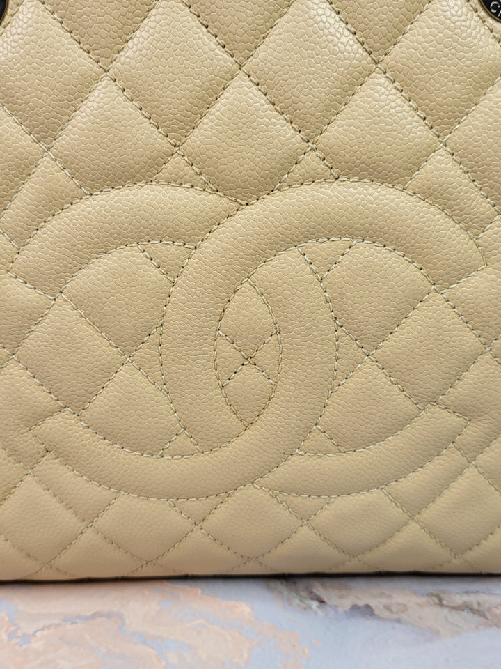 Chanel Caviar Grand Shopping Tote (GST)