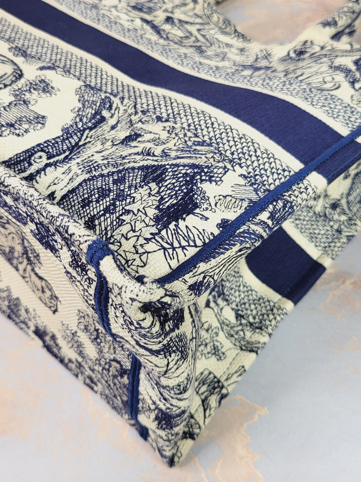 Dior Book Tote Medium Navy Toile de Jouy