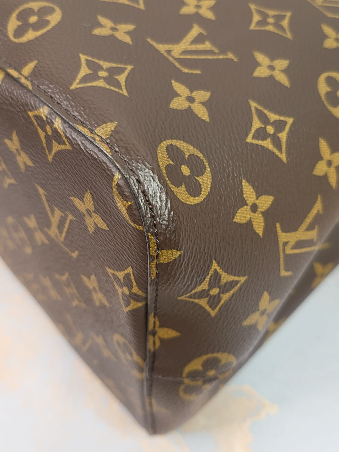 Louis Vuitton Monogram Neo Noe Noir Bucket Bag