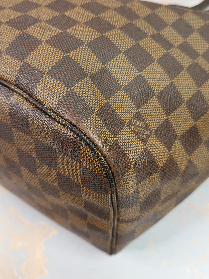 Louis Vuitton Damier Ebene Neverfull MM