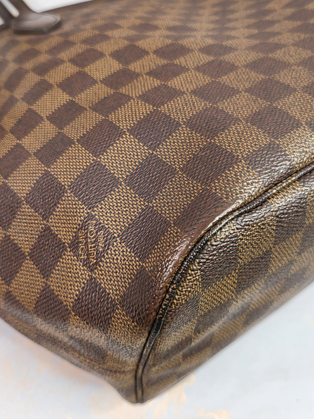 Louis Vuitton Damier Ebene Neverfull MM