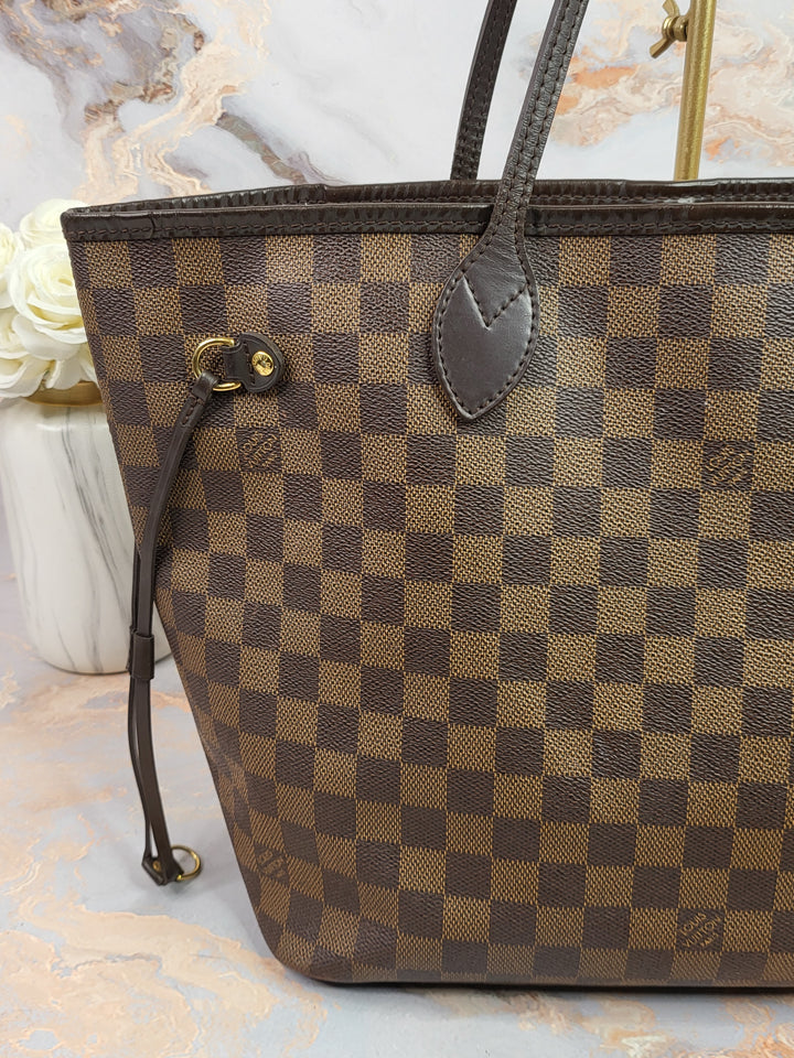 Louis Vuitton Damier Ebene Neverfull MM