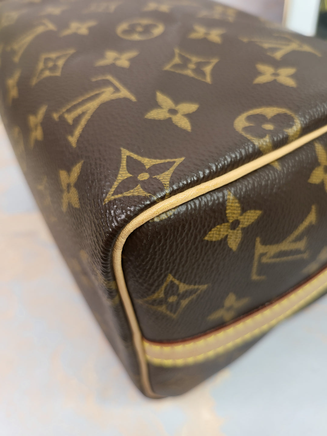 Louis Vuitton Monogram Speedy 25 Bandouliere