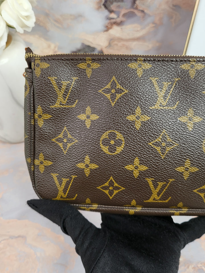 Louis Vuitton Monogram Pochette Accessories