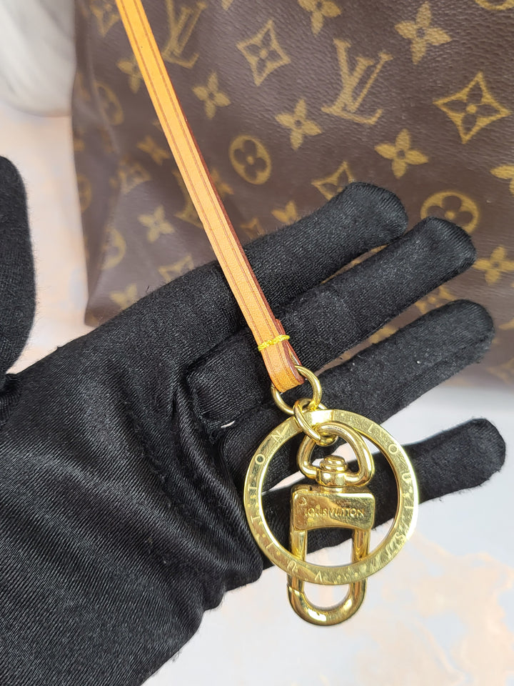 Louis Vuitton Monogram Artsy