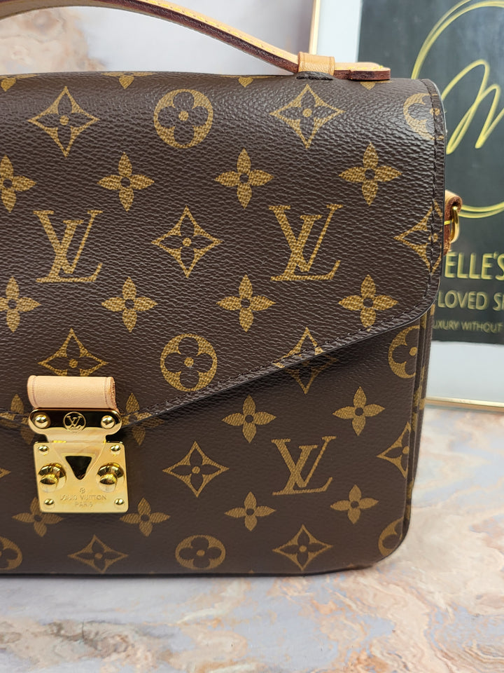 Louis Vuitton Monogram Pochette Metis