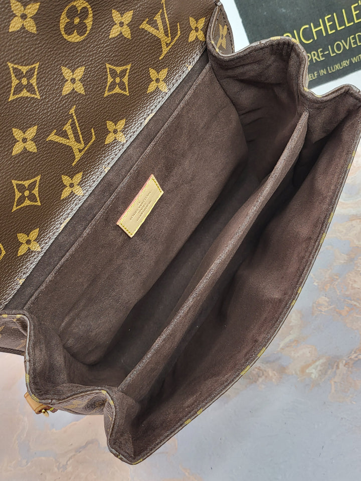 Louis Vuitton Monogram Pochette Metis