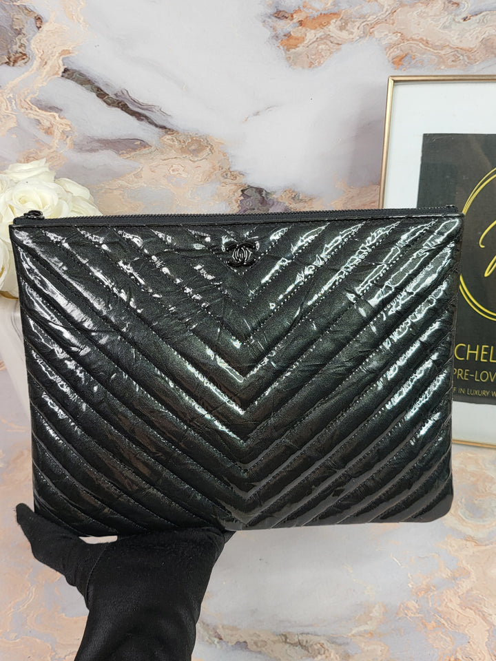 Chanel Patent Calfskin Chevron O Case Clutch