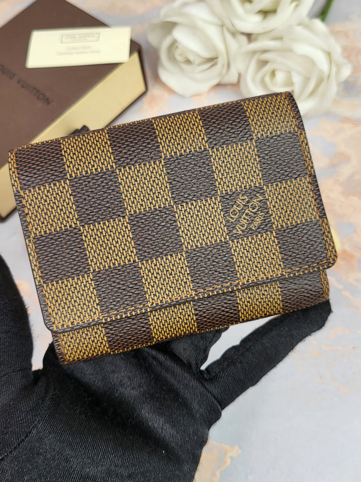 Louis Vuitton Damier Ebene Card Holder