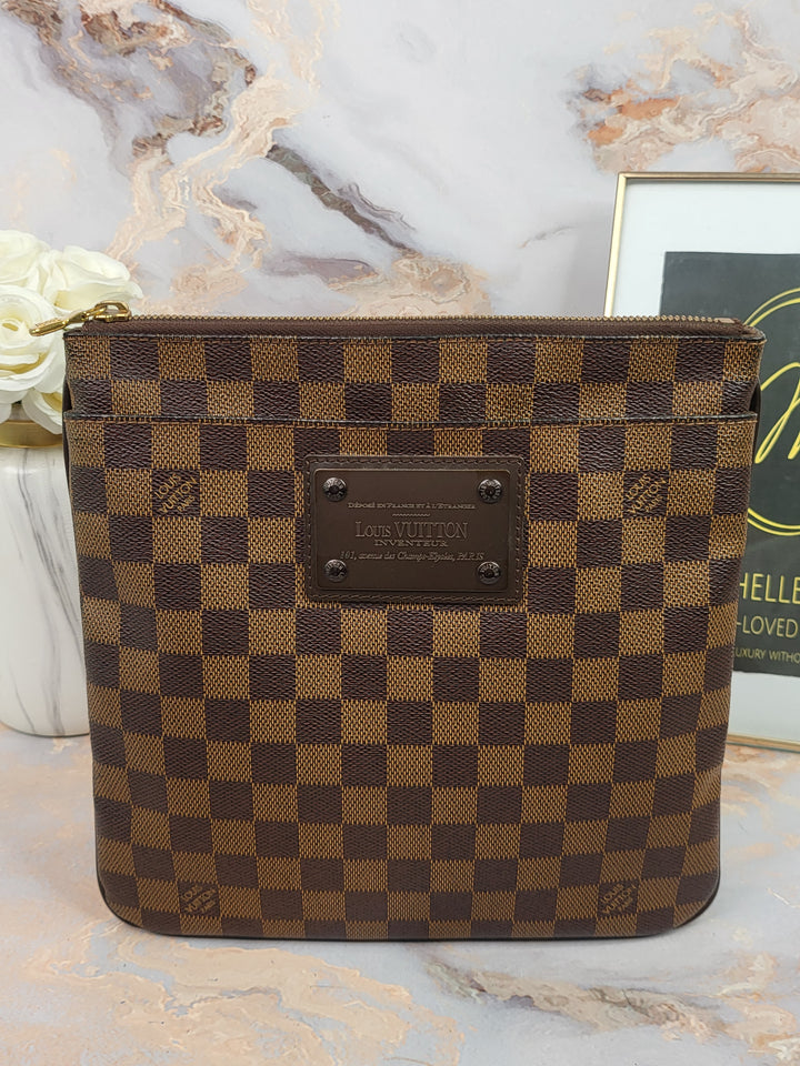 Louis Vuitton Damier Ebene Flat Brooklyn